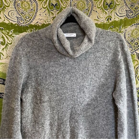 Equipment Rumor Gray Alpaca Blend Turtleneck Sweater Size Small - Picture 2 of 12